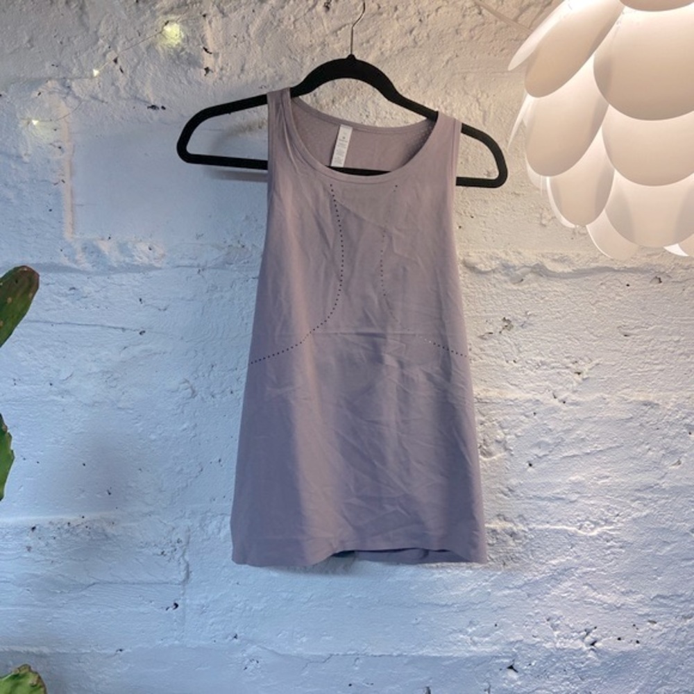Lululemon laser cut tank NWT